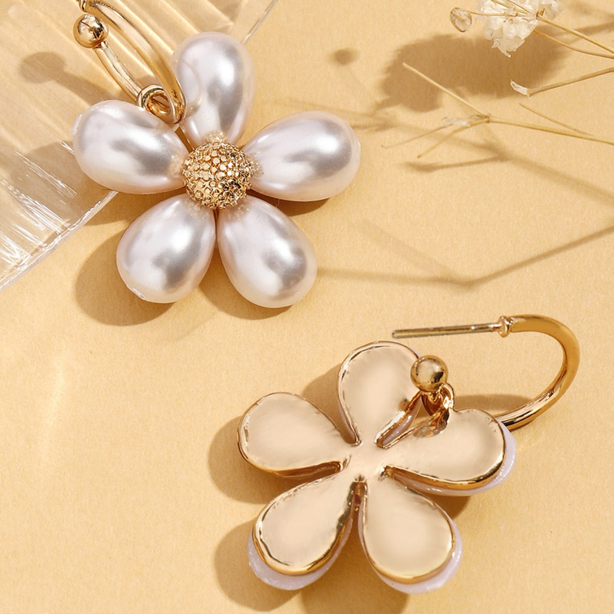 Korean-style Pearl Flower Earrings For Women