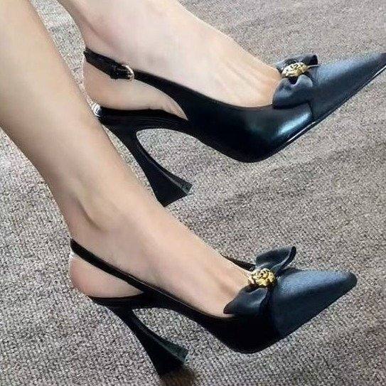 New Winter Women Back Cutout Pointed Toe Block Heel Shoes With Camellia & Bow Decor