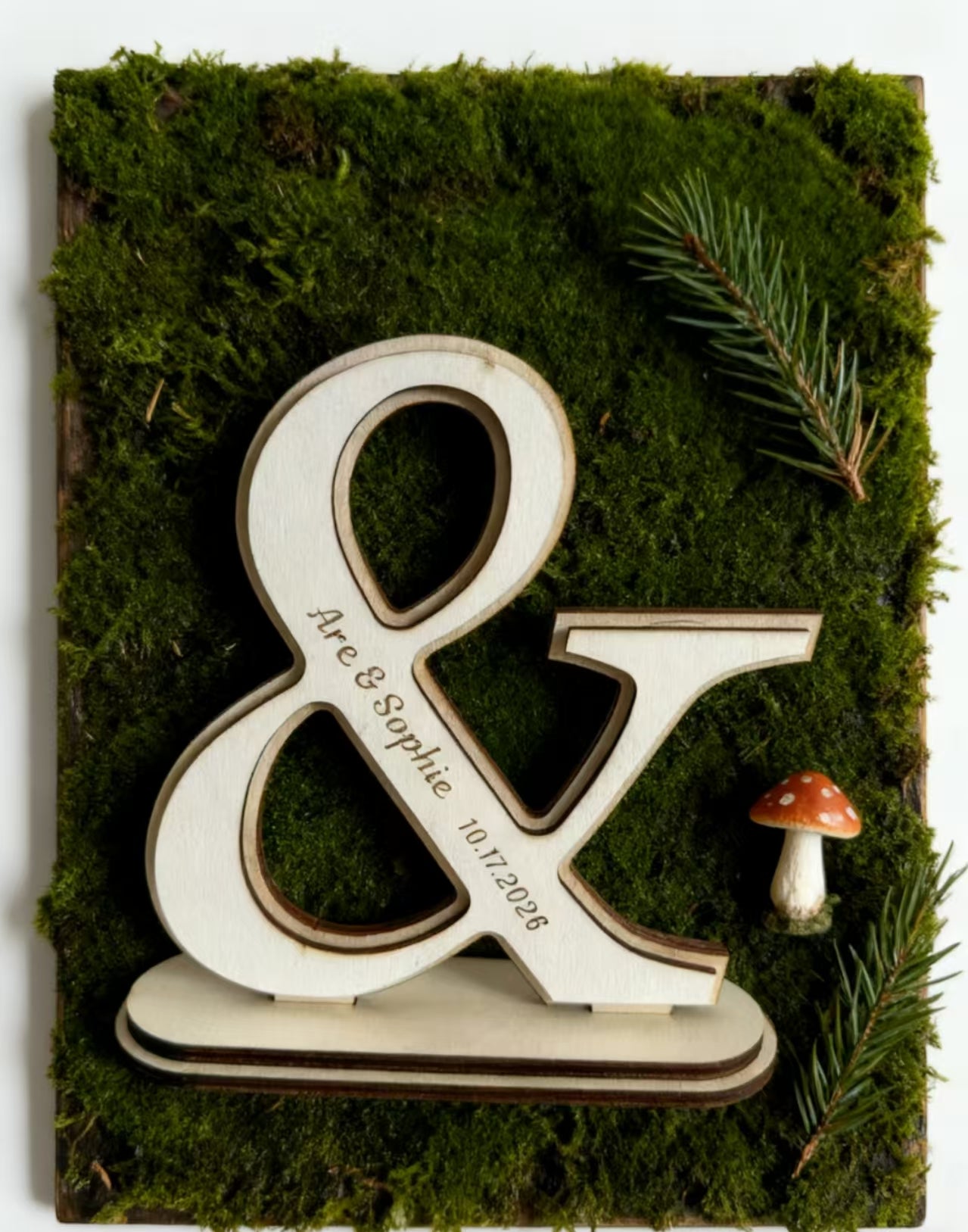 Personalized Ampersand & Mr Mrs Wooden Table Sign With Base, Custom Engraved Couple Names & Wedding Date Freestanding Wood Decor, Wedding Sweetheart Table Centerpiece, Anniversary Engagement Keepsake