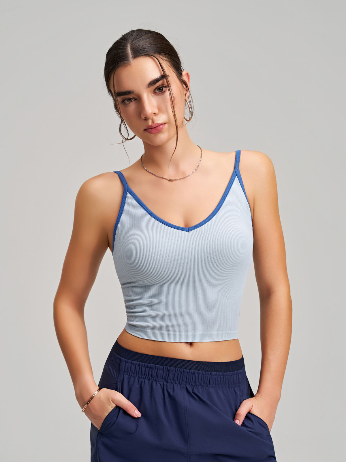 Color-block V-neck Camisole With Built-in Padded Cups, Color-block Straps, Wearable As Outerwear, Sports Tank Top For Pilates And Yoga With Back-flattering Design