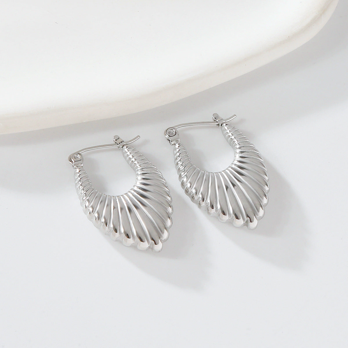 Asymmetric U-shaped Earrings For Cross-border Fashion In Europe And America
