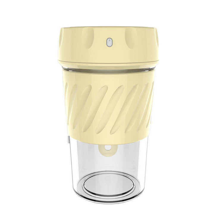 Mini Rechargeable Juice Cup Portable Fruit And Vegetable Blender With USB Charging Compact BlenderJuicer