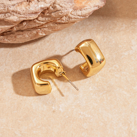 Exaggerated Pleated Irregular Leaf Earrings For Women - Bold Statement Stud Earrings, Unique Designer Fashion Jewelry