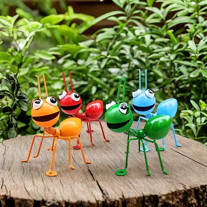 Metal Ant Statue Outdoor Decorative Sculpture Hanging Ornament And Display Piece