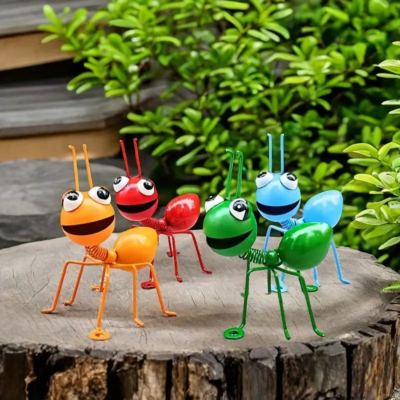 Metal Ant Statue Outdoor Decorative Sculpture Hanging Ornament And Display Piece