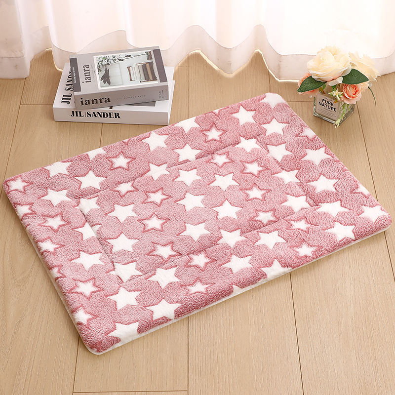 Thick Blanket Pet Bed Warm Sleeping Mat For Pets