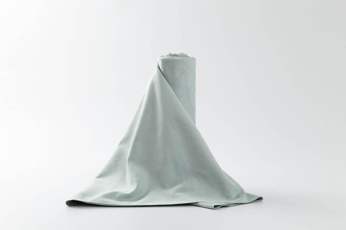 Lightweight Sweat-absorbent Non-slip Indoor Yoga Studio Blanket