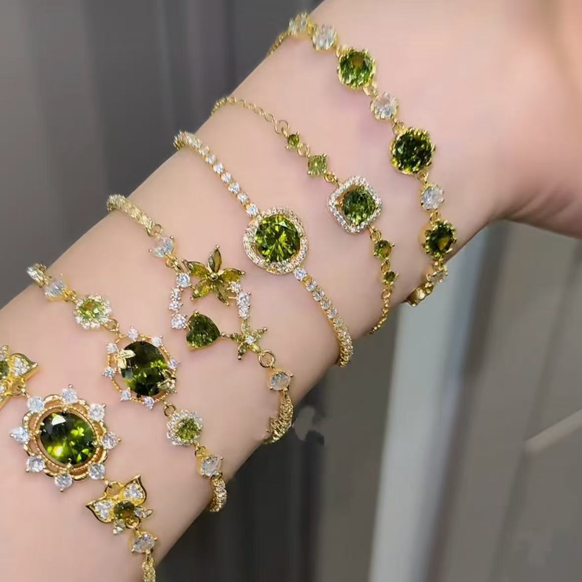 18K Real Gold Plated Cubic Zirconia Geometric Bracelet Circle Square Floral Bangle Luxury Premium Retro Fashion Accessory
