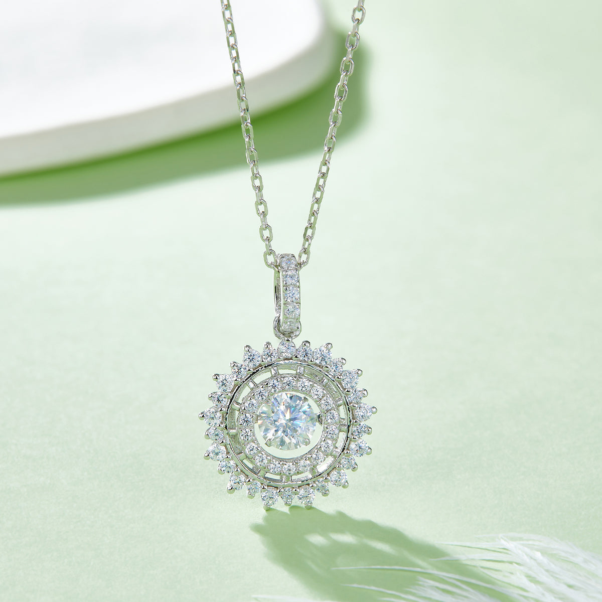 S925 Sterling Silver 0.5ct D Color VVS1 Moissanite Sunburst Halo Necklace 45cm Platinum Plated GRA Certified Gift Box