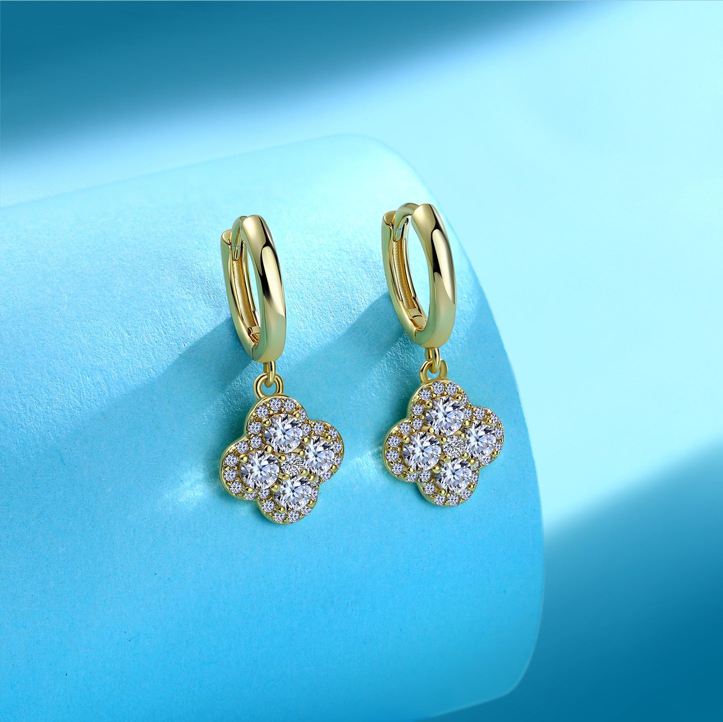 S925 Sterling Silver Four-Leaf Clover Hoop Earrings, D-VVS1 Moissanite Cluster Drop Earrings, Platinum Plated 2.9g Women's Jewelry Gift Box
