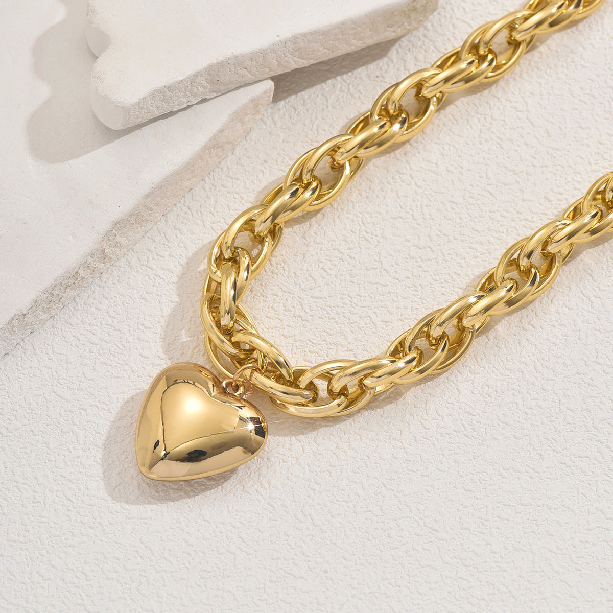 2026 New Arrival Cross-border European American Women Jewelry, Geometric Heart Shape Pendant Necklace, Versatile High-end Clavicle Chain For Ladies