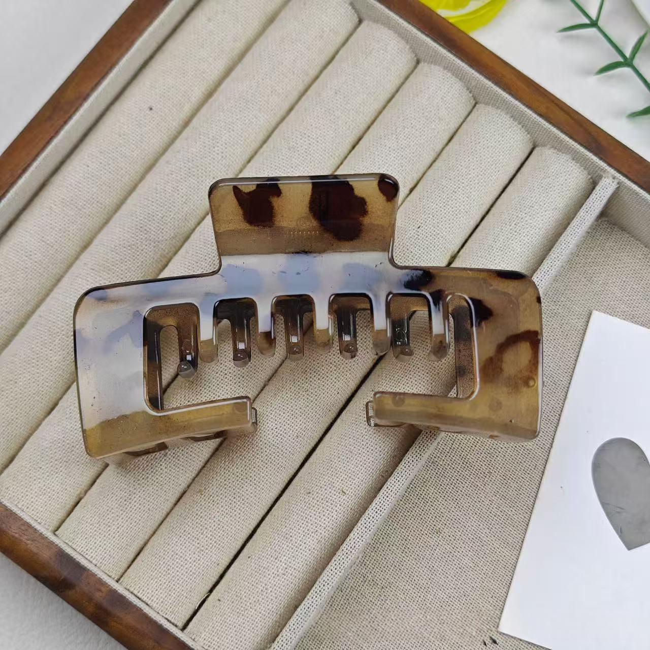 Versatile, High-end Hair Clipsophisticated Back-of-head Hat-style Hairpin