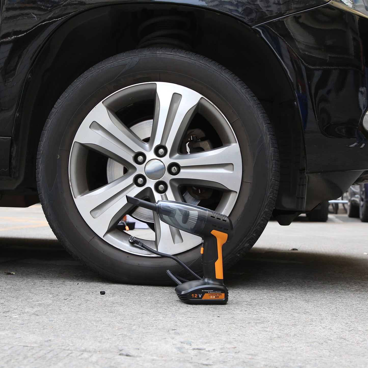 1Pc 4 In 1 Cordless Car Vacuum Cleaner And Tire Inflator With LED Light Digital Display Tire Pressure Gauge 150PSI Rechargeable Air Compressor Pump Essential Car Accessories