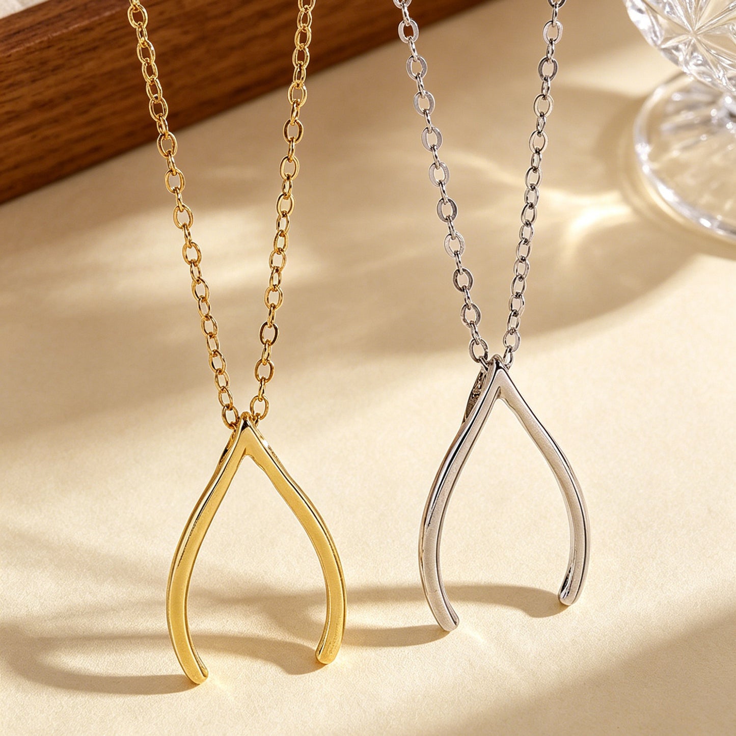A Minimalist Designalso The Perfect Versatile New Gift Necklace For Your Girlfriend