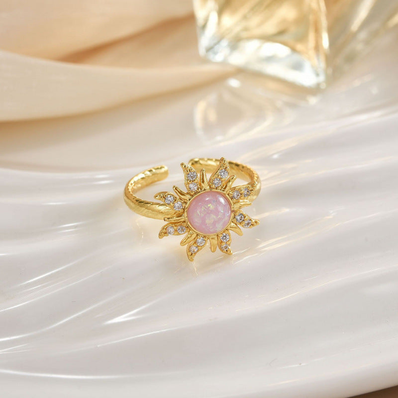 Sunshine Love Crown Light-Luxury Fashion Ring