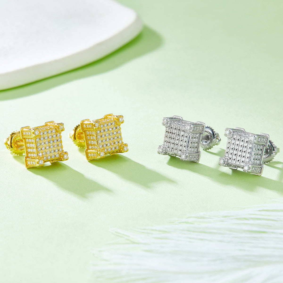 S925 Sterling Silver 216pcs D Color VVS1 Moissanite 3D Cube Earrings 3.2g Screw Back Hypoallergenic GRA Certified Gift Box