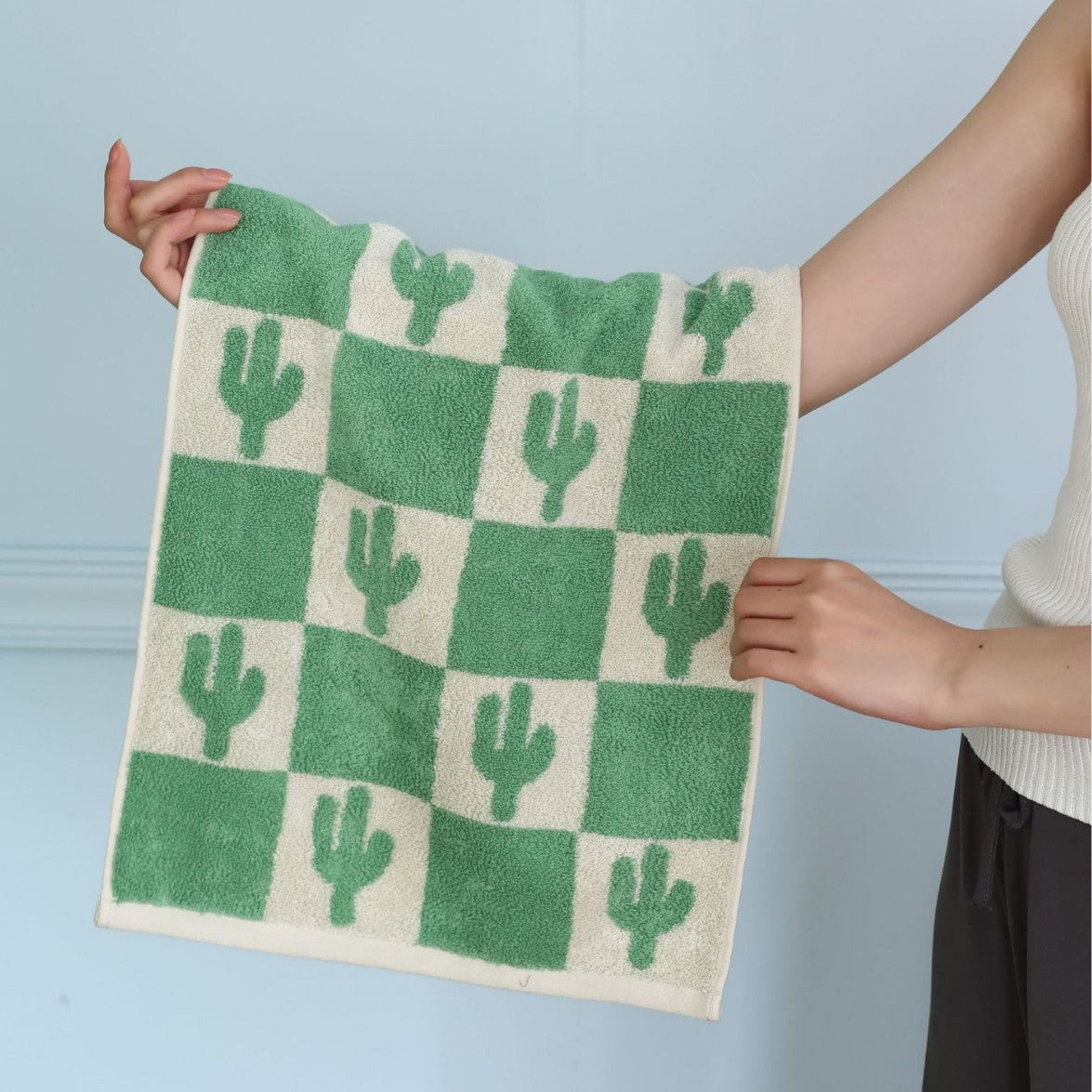 Retro Color-Block Absorbent Bath Towel For The Bathroom