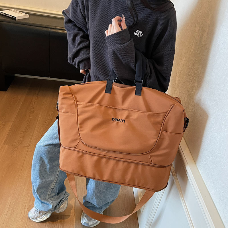Lightweight Crossbody Sports Fitness Bag
