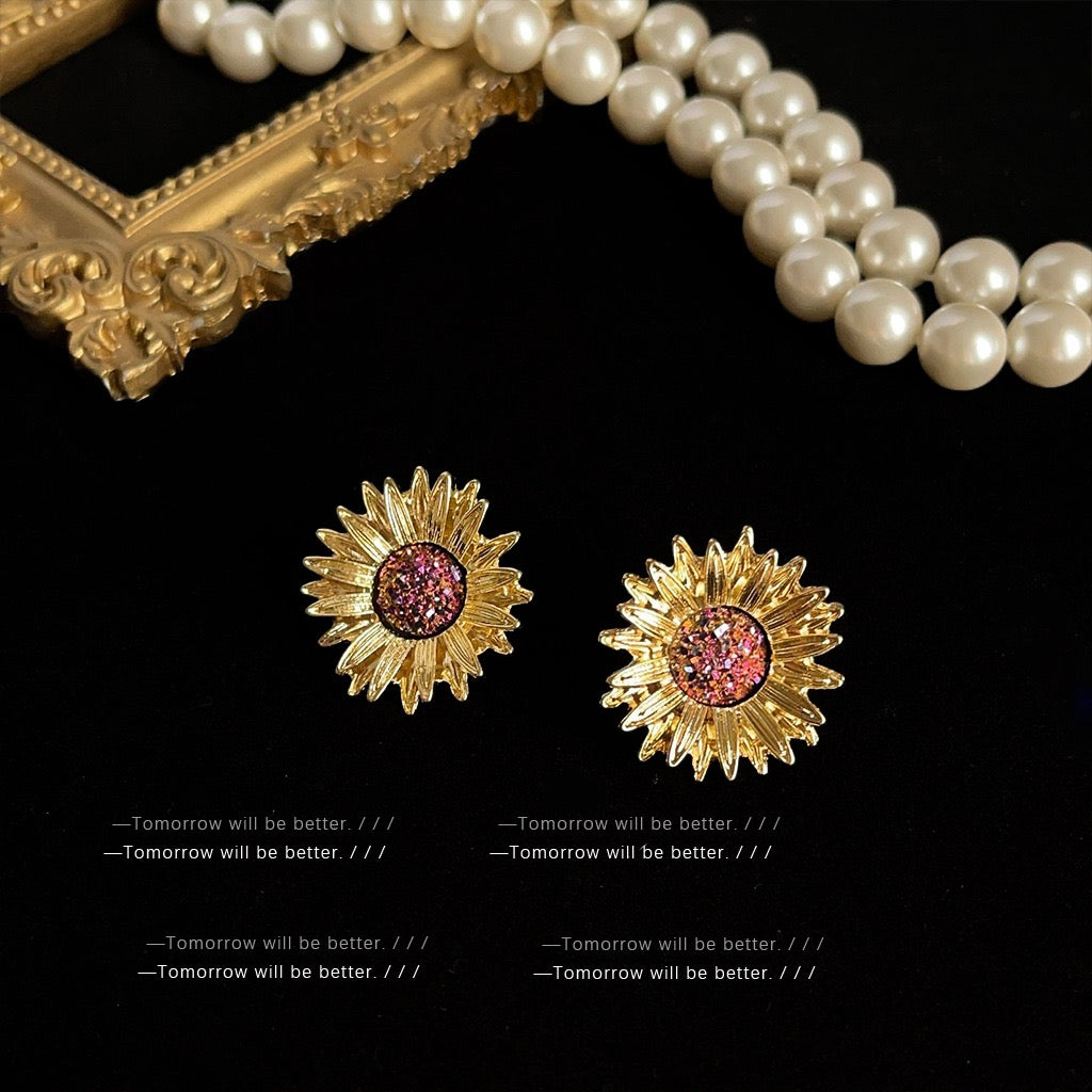 Retro Elegant Vintage Earrings Women Niche Design Stud Earrings Premium Fashion Fine Jewelry