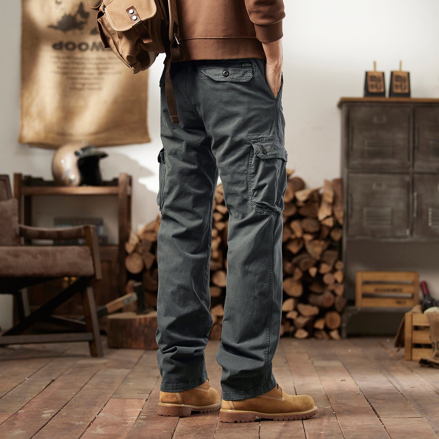 Men's Outdoor Loose Straight-Leg Multi-Pocket Athletic Casual Pants
