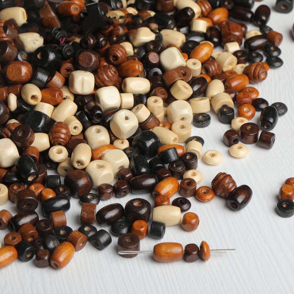Vintage Solid Wood Scattered Beads Necklace Accessories