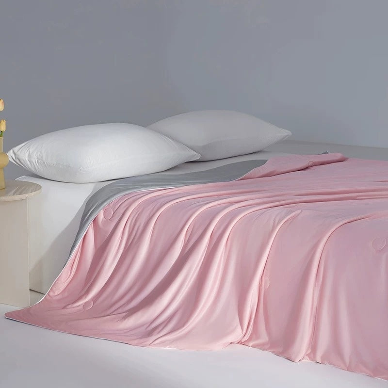 Small Cooling Summer Air-Conditioning Cool-Feel Ice Silk Summer Blanket