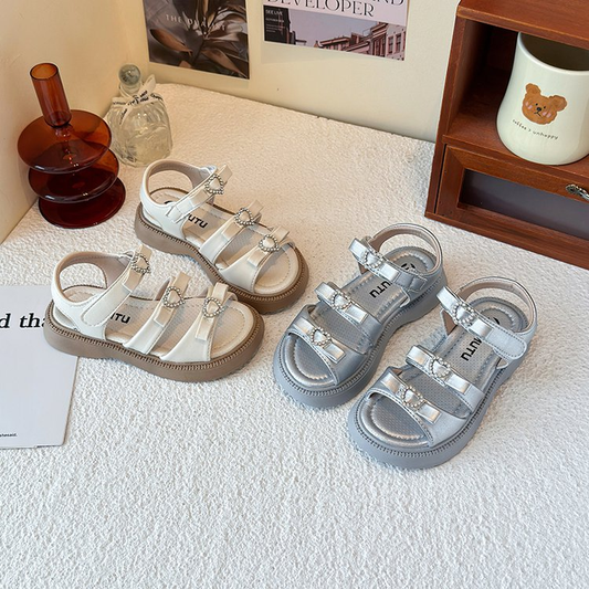2025 Summer New Girls' Heart Rhinestone Sandals, Korean Style Princess Shoes With Bow, Kids Roman Sandals