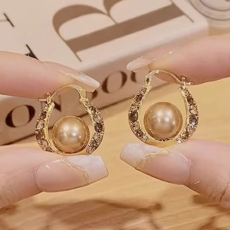 Light Luxury Maillard Coffee Color Rhinestone & Pearl Hoop Huggie Earrings For Women, Elegant Fashion Versatile Circle Ear Buckle Jewelry