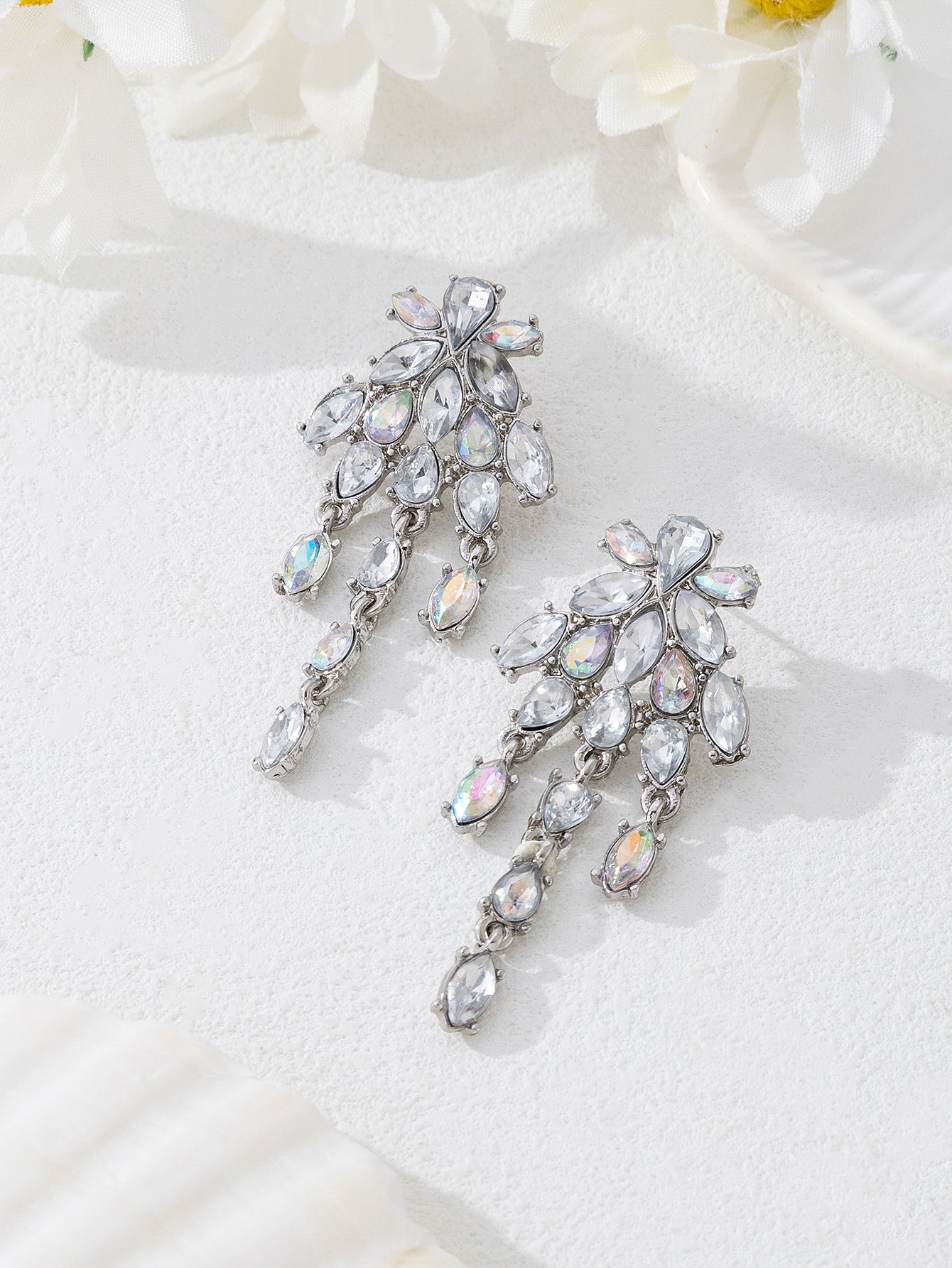 Fashion Hot Selling Chain Cubic Zirconia Dangle Earrings, Unique Personalized All-Match Light Luxury Alloy Geometric Stud Ear Jewelry For Daily Women Wear