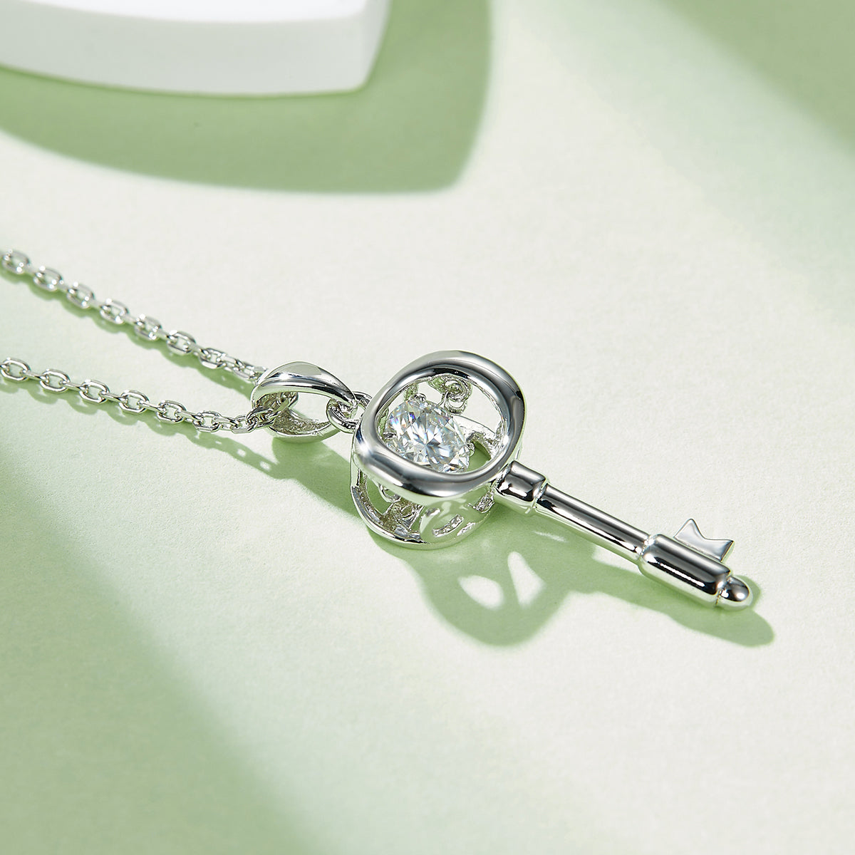 S925 Sterling Silver 0.5ct D Color VVS1 Moissanite Key Necklace 45cm Platinum Plated GRA Certified Gift Box